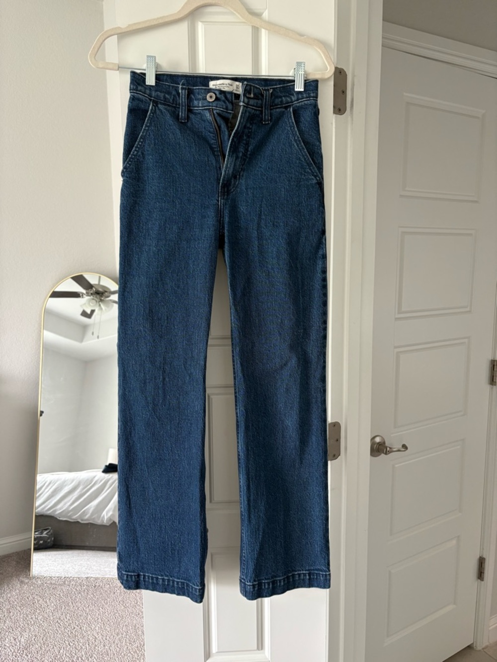 Classic High-Rise Wide-Leg Women’s Jeans - Dark Blue